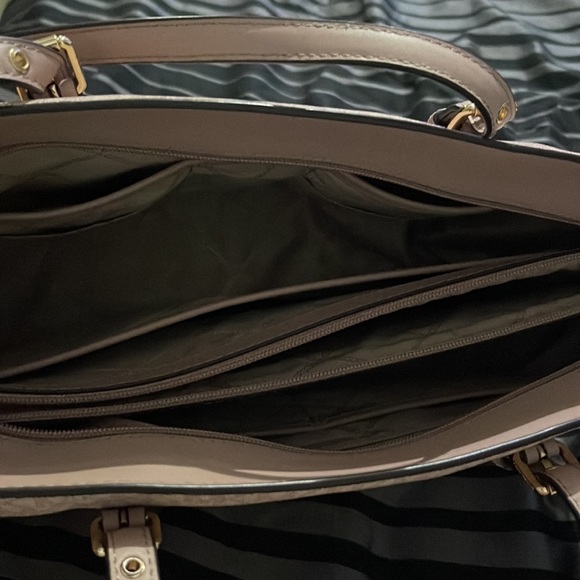 Michael Kors large tote - Picture 4 of 8